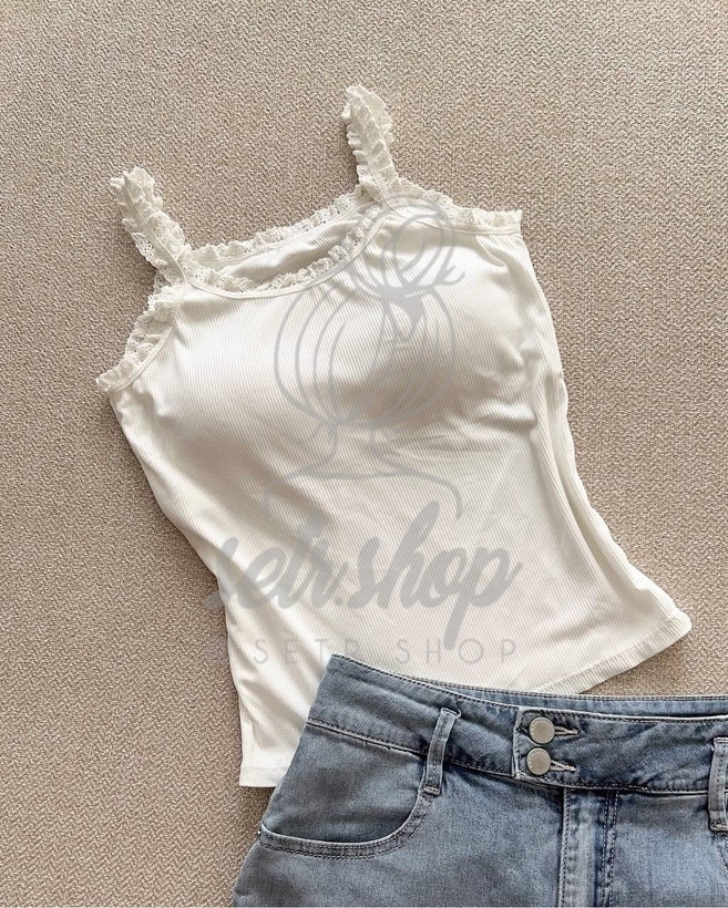 اپ زنانه کاپدار دور گیپوری در رنگهای سفید و مشکی و طوسی