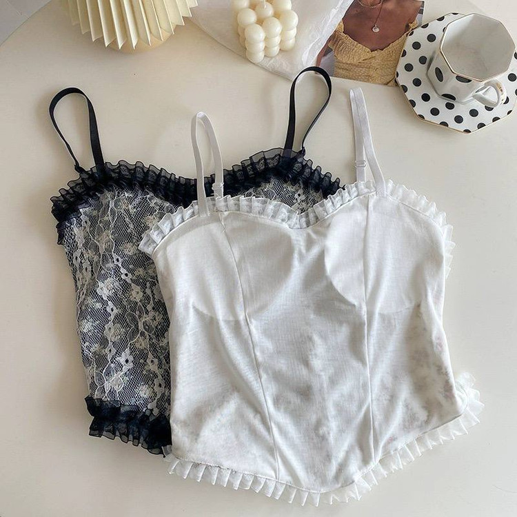 کراپ تاپ مجلسی کاپدار با دکمههای مرواریدی و بند رگلاژی قابل تنظیم در رنگهای مختلف