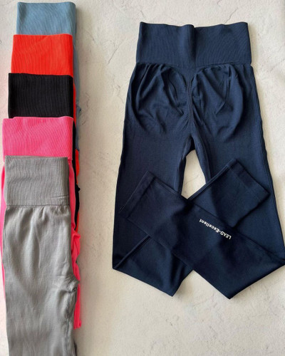 لگ سیملس کمر گنی پشت چین برند نانو طلایی با دوخت فلت چهارسوزنه در رنگهای مختلف