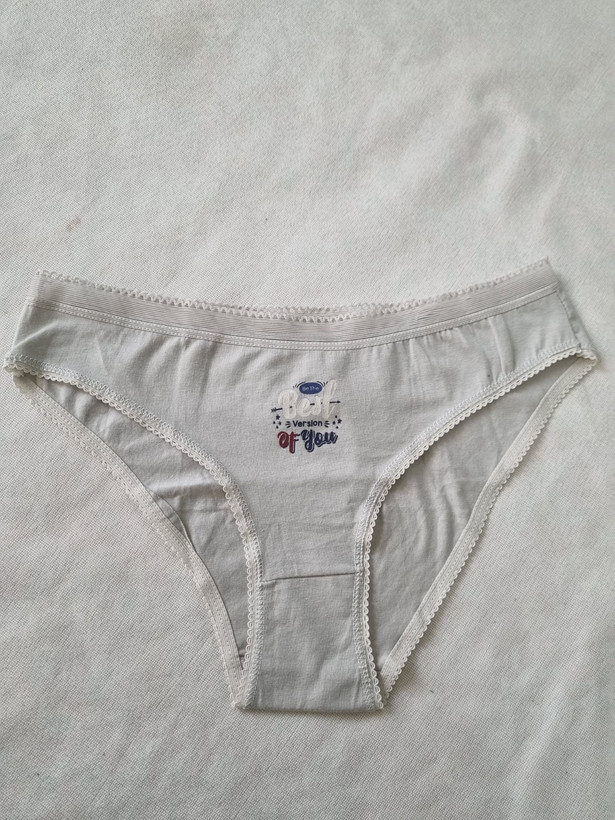 شورت تخفیفی برند کوزا با جنس نخ پنبه و طراحی ساده در رنگ طوسی سایز S و M