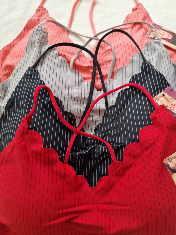 نیمتنه لیزری راه راه بند ضربدری در رنگهای صورتی، طوسی، مشکی و قرمز با کاپ متحرک و بدون دوخت.